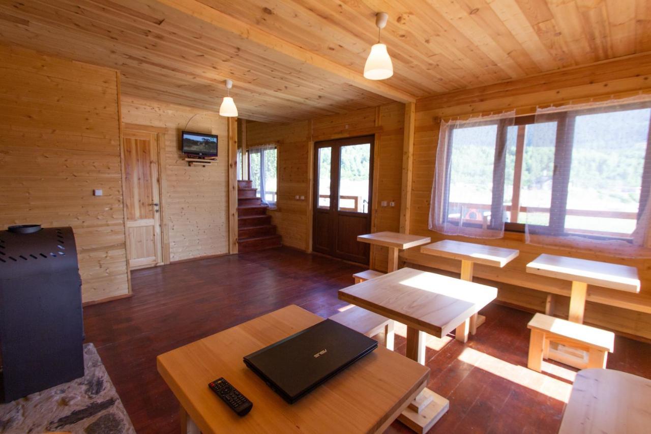 Guesthouse Gio Kashveti Exteriér fotografie