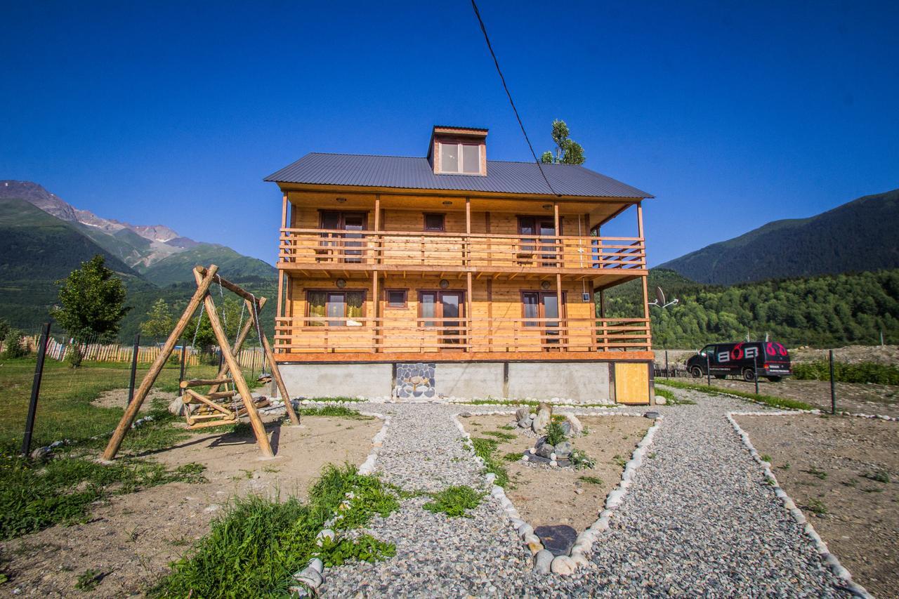 Guesthouse Gio Kashveti Exteriér fotografie